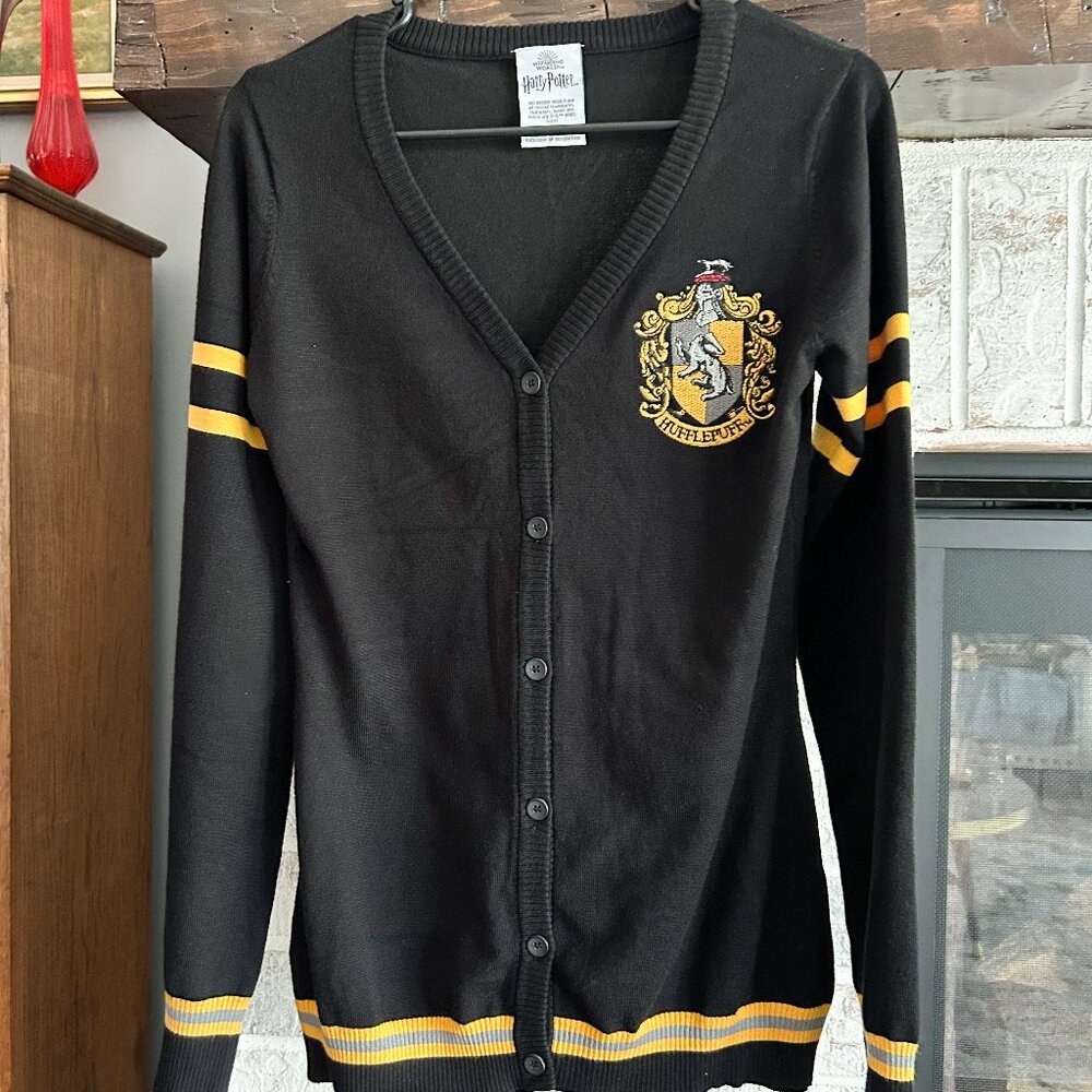 Harry Potter Black and Yellow Hufflepuff Cardigan Small, Harry Potter Sweater
